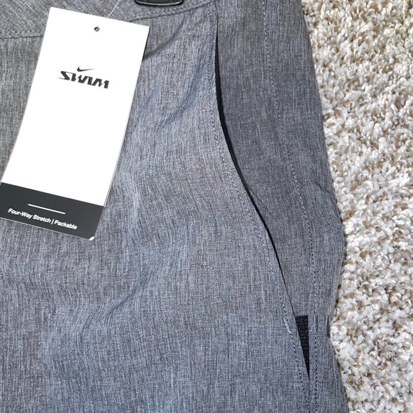 New With Tags Nike Mens Swim Trunks Size 32 - Picture 10 of 10